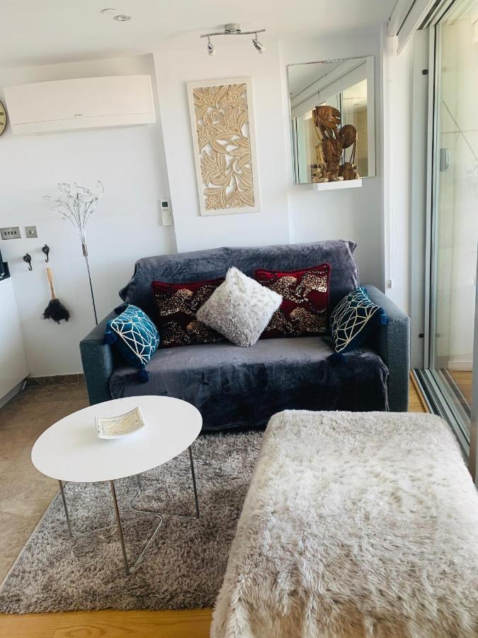 Luxe Studio Seconds From The Marina And City Centre Apartment Gibraltar Exterior photo