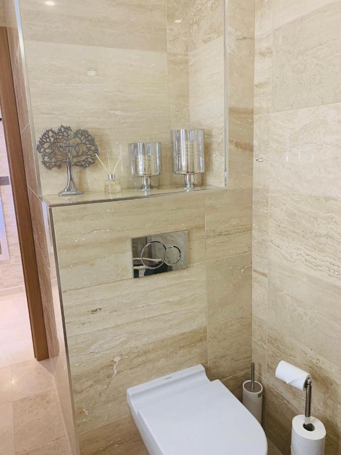 Luxe Studio Seconds From The Marina And City Centre Apartment Gibraltar Exterior photo